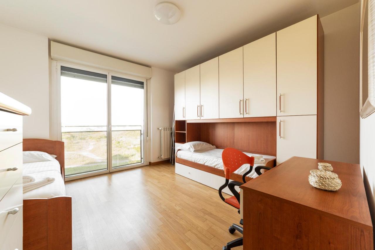 Ferienwohnung Milano Rogoredo Apt With Terrace! Exterior foto